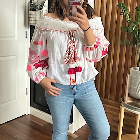 MISA Selena‎ Top in White Multi. Size XS - Picture 12 of 13